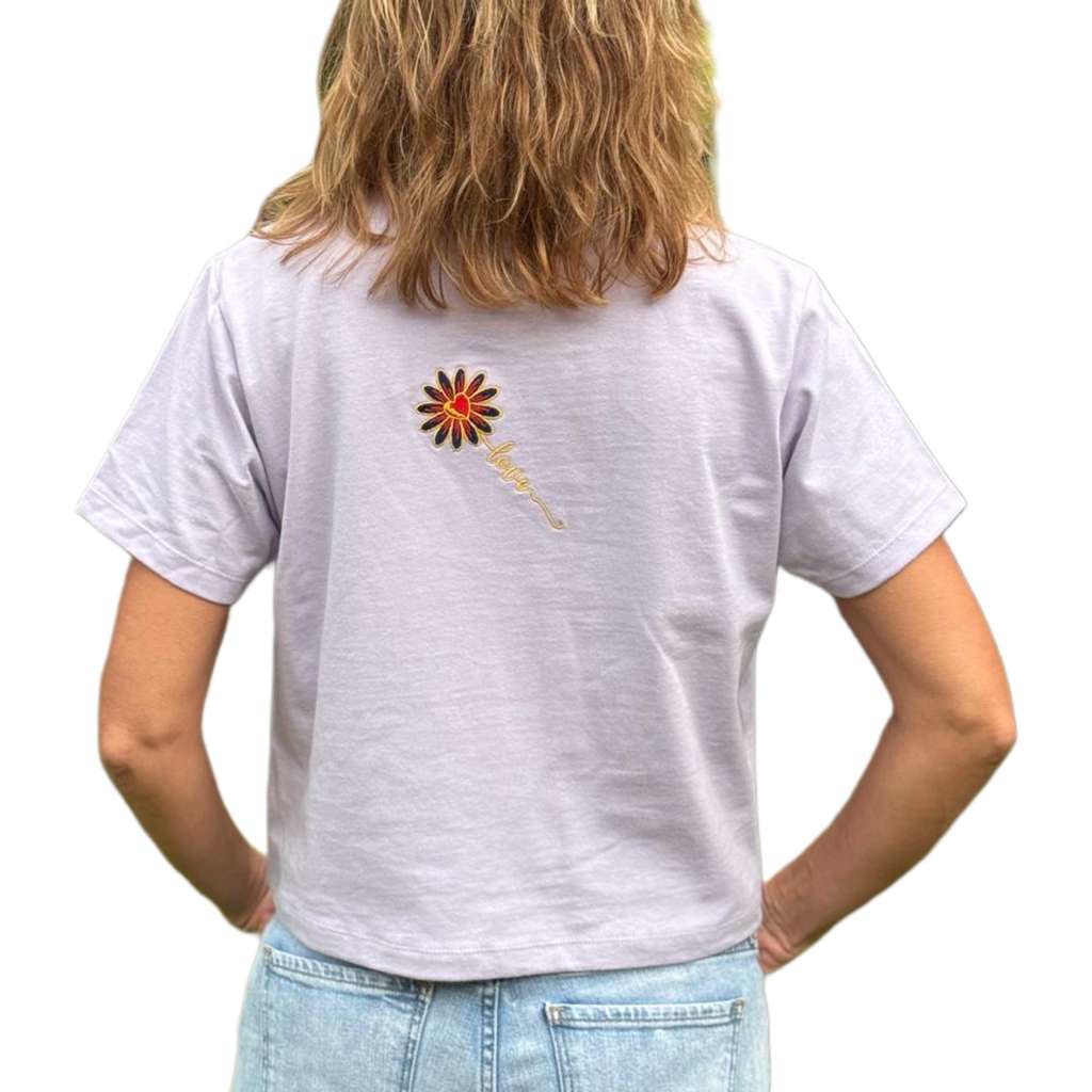 CHOOSE YOUR FLAG IN A FLOWER